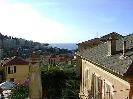 Cristina Hotel *